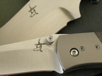 custom_knives.jpg (38221 bytes)